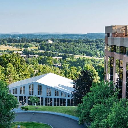 Woodcliff Hotel And Spa Victor Exteriér fotografie